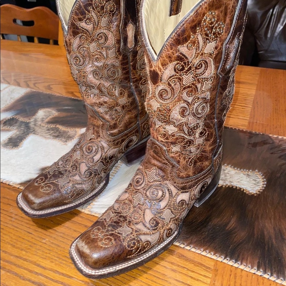Womens Corral inlay boots